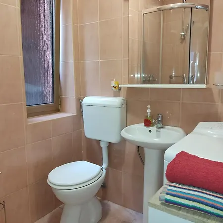 Center Crikvenica, Sandy Beach, 2 Bedrooms, Apartman