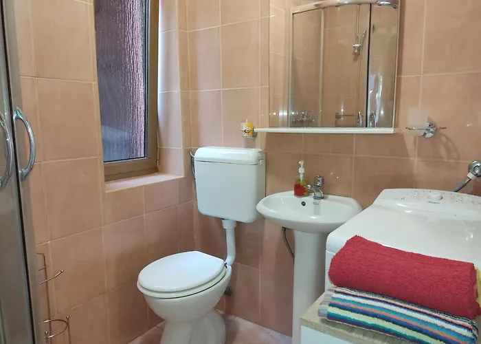 Center Crikvenica, Sandy Beach, 2 Bedrooms, Apartment